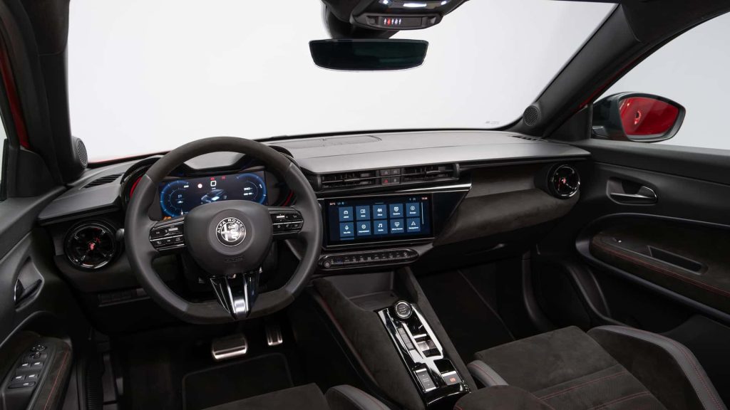 alfa romeo junior interni