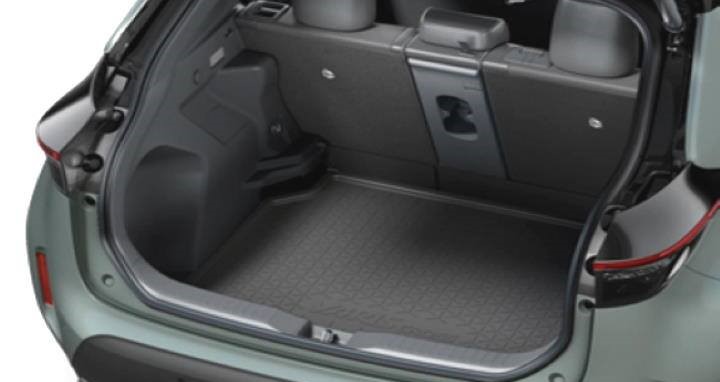 toyota yaris cross n1 bagagliaio