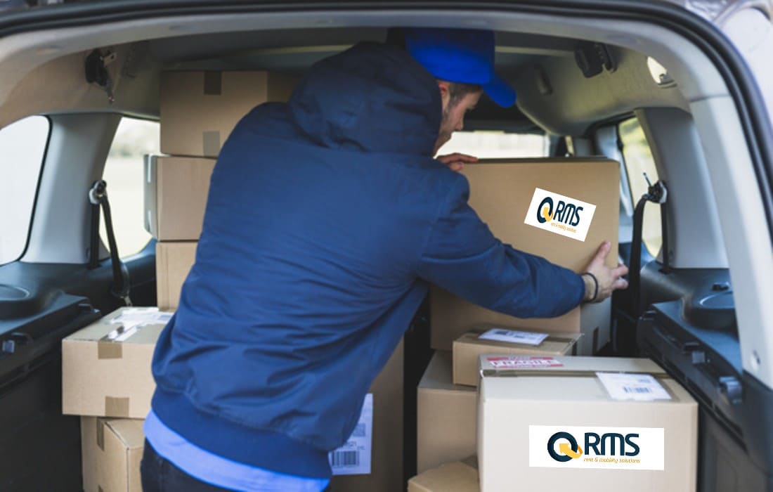 noleggio lungo termine n1 autocarro uomo carica pacchi etichette rms