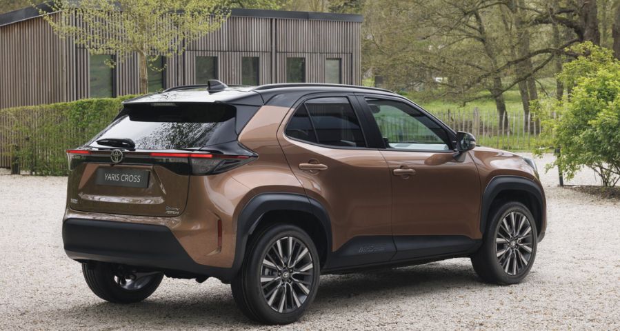 nuova Toyota Yaris Cross restyling laterale