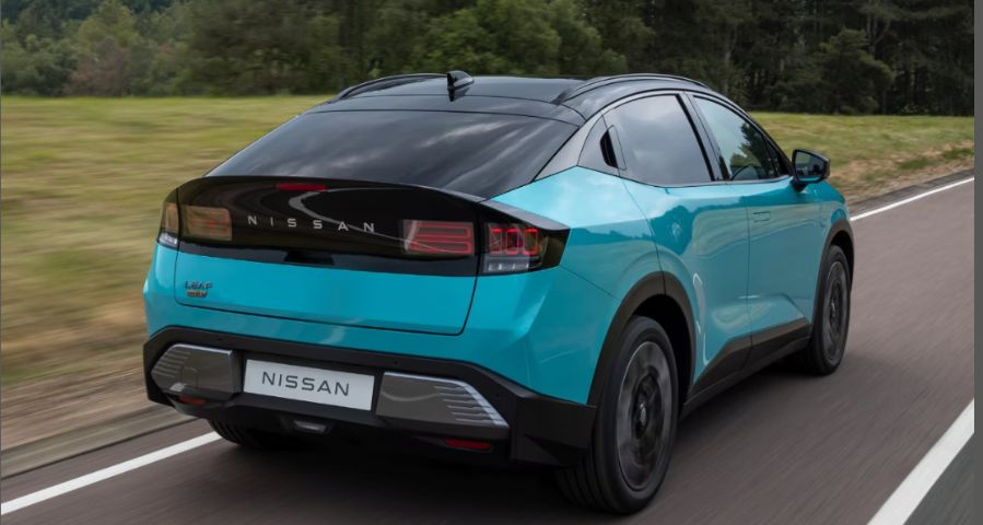 nuova nissan leaf retro