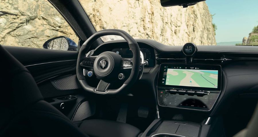nuova maserati granturismo interni
