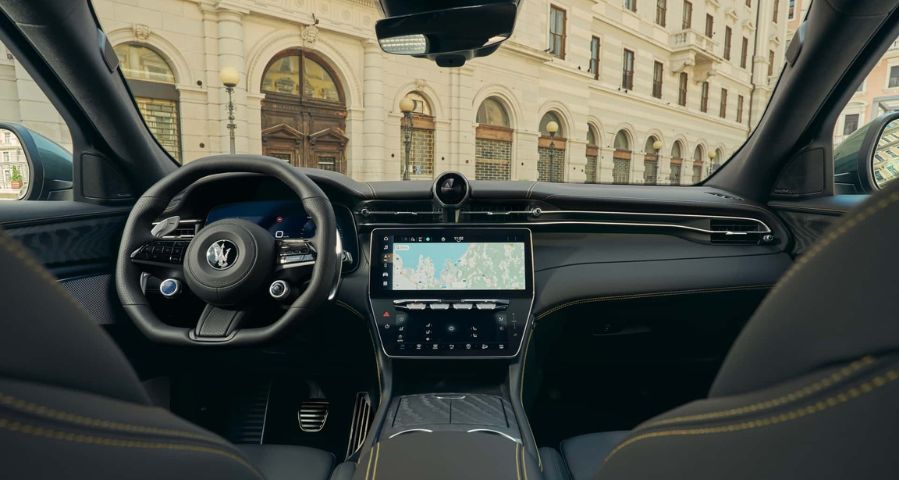 nuova maserati grecale interni