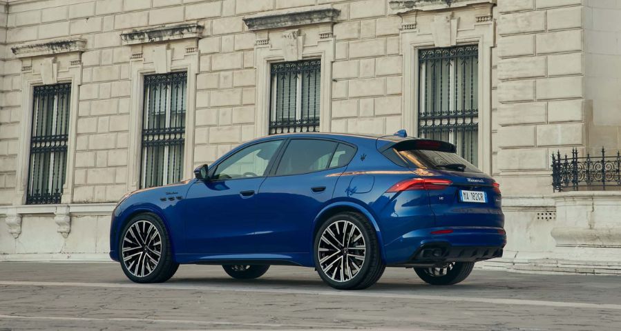 nuova maserati grecale laterale