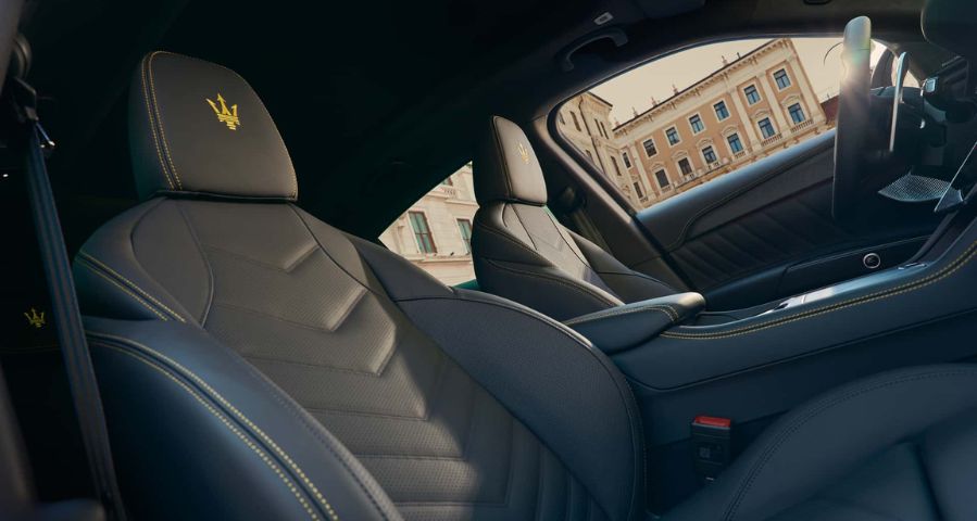 nuova maserati grecale sedili